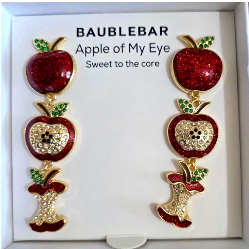 NWT ⚜️🍎⚜️ BaubleBar “Apple of my Eye” Apple Earrings